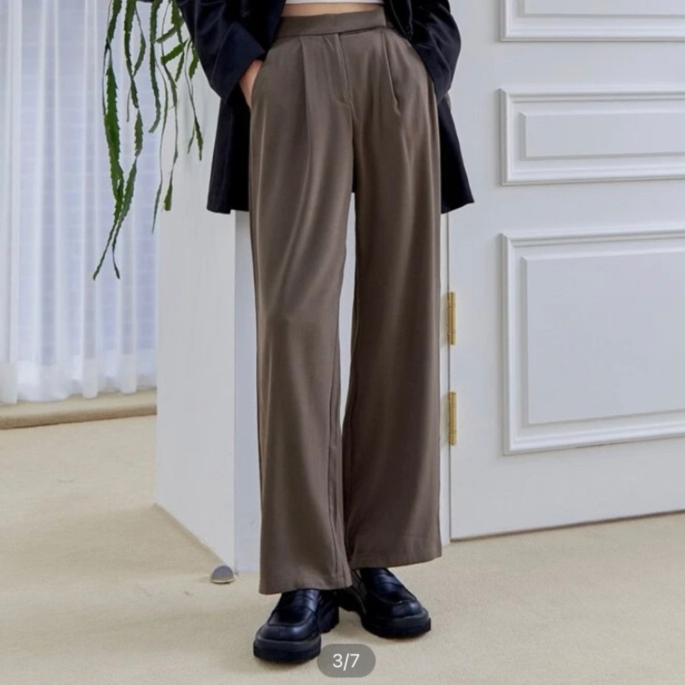 pants - Picture 2 of 2